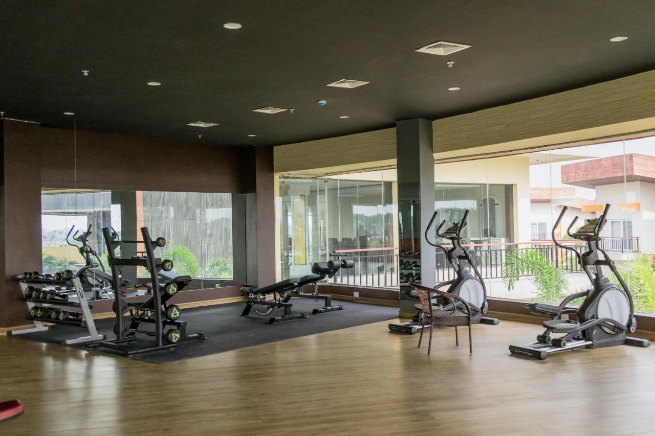 Hotel Mechi Crown Kakarvitta Bagian luar foto